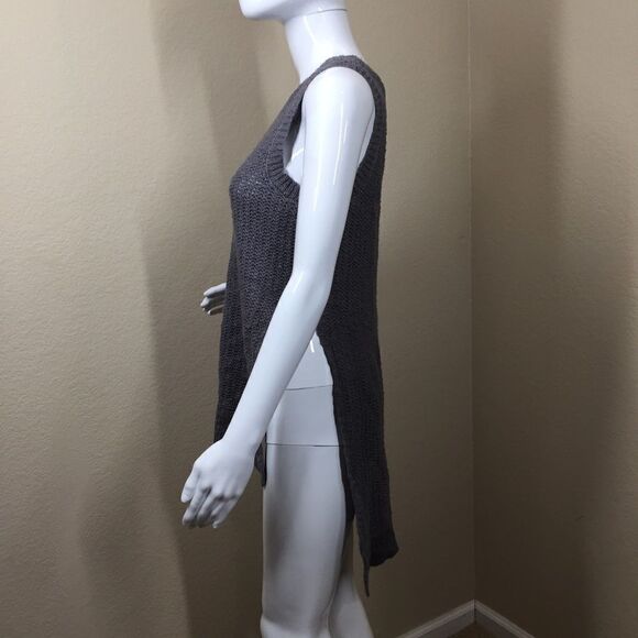 Love By Design High/Low Knit Sweater Vest (A6) - Picture 4 of 5